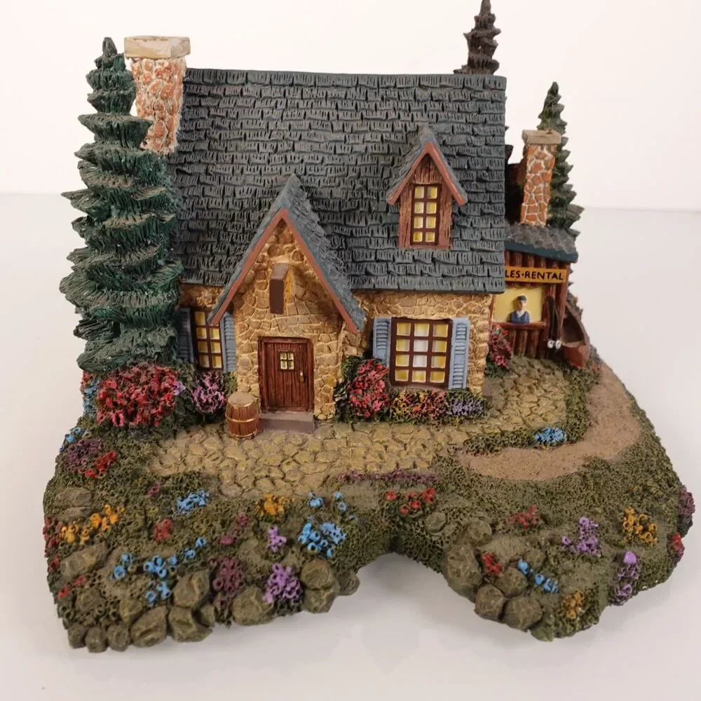 Hawthorne Village Seaside Thomas Kinkade Seaside Trading Post Lighted COA 79632